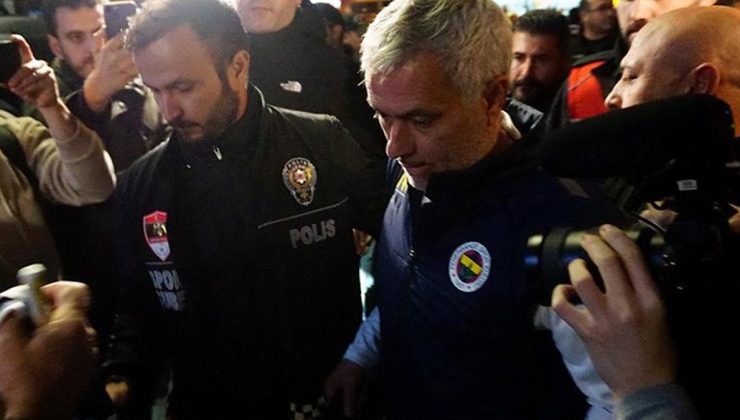 Kayseri'de Fenerbahçe kafilesine yoğun ilgi