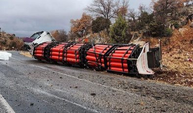 Konya’da doğal gaz yüklü tanker devrildi