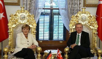 Merkel’in kitabında Erdoğan detayı