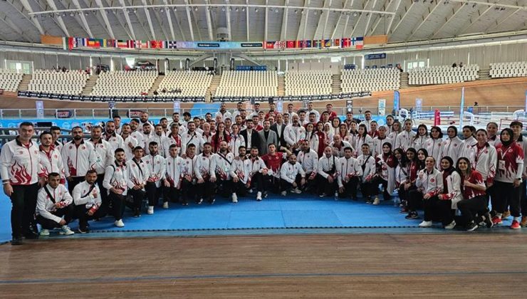 Milli sporculardan Avrupa Kick Boks Şampiyonası'nda 6'sı altın 12 madalya