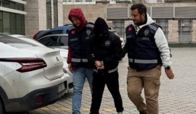 Samsun’da yasa dışı bahse teşvik suçundan evine yapılan baskınla gözaltına alındı