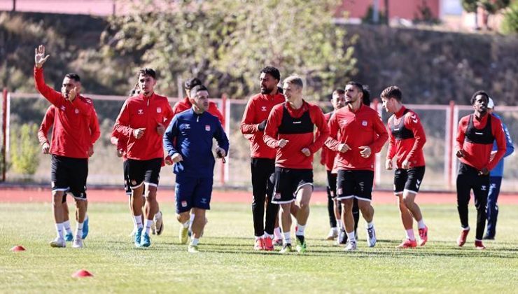 Sivasspor, Fenerbahçe maçı mesaisine başladı!