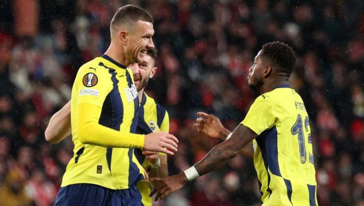 Slavia Prag 1-2 Fenerbahçe (UEFA Avrupa Ligi maç özeti)