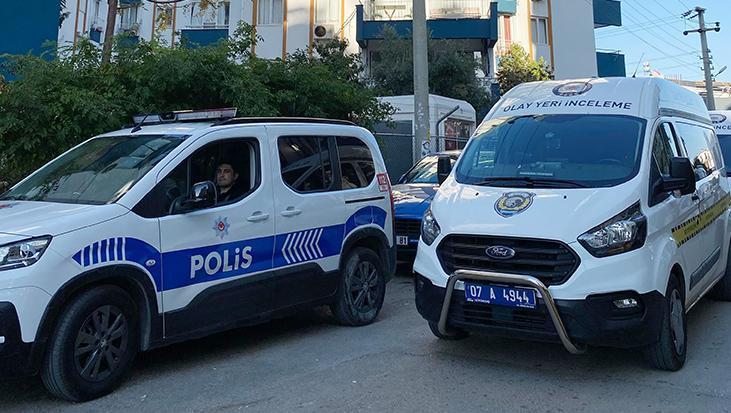 Son dakika: Antalya’da 3 kardeş evde ölü bulundu