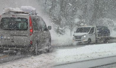 Son dakika… Bolu Dağı kar nedeniyle ulaşıma kapatıldı