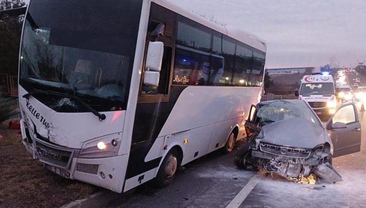 Takla atan otomobil midibüsle çarpıştı: 1 ölü, 5 yaralı