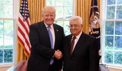 Trump, Filistin Devlet Başkanı Abbas ile görüştü