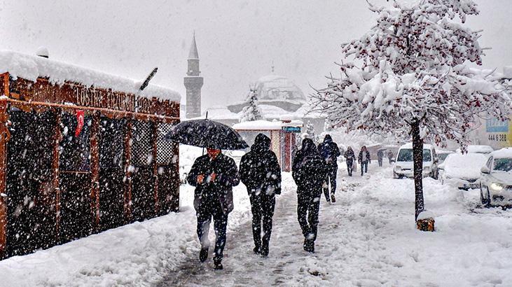 Türkiye’nin en soğuk noktası oldu: İlçede termometreler -17,6’yı gösterdi