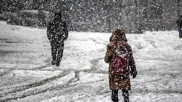 Yozgat’ta eğitime kar engeli! Kar ve tipi nedeniyle okullar 1 gün tatil edildi