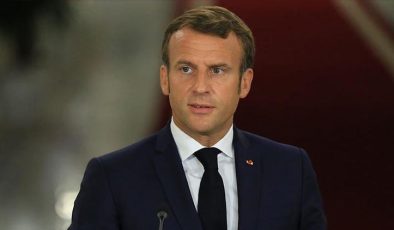 Macron: İstifa çağrıları anlamsız