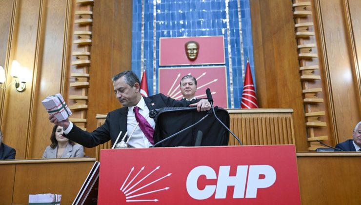 MHP'den CHP lideri Özel'e 'bavul' yanıtı: 'Ofis siyasetine mahkum olması yakındır'