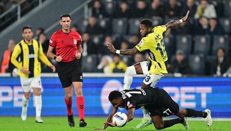 Süper Lig’de VAR kaydı açıklandı! Fenerbahçe’nin penaltısı iptal edilmişti